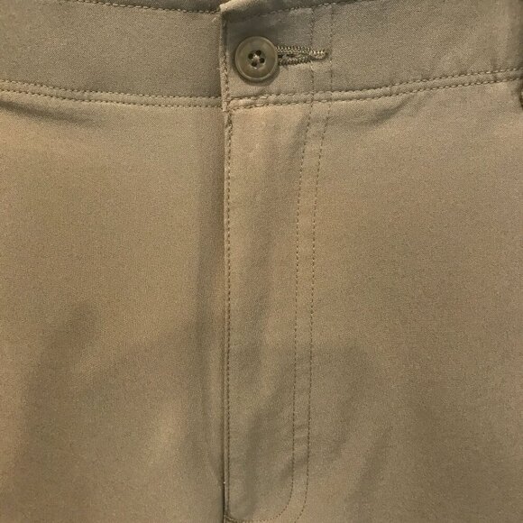 Ben Hogan Men's Flat Front Bermuda Golf Shorts Sz 40 in Khaki Tan Activewear - Picture 6 of 14